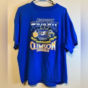 Vintage Kentucky Wildcats Vs Clemson Tigers T-shirt, Unisex Size XL